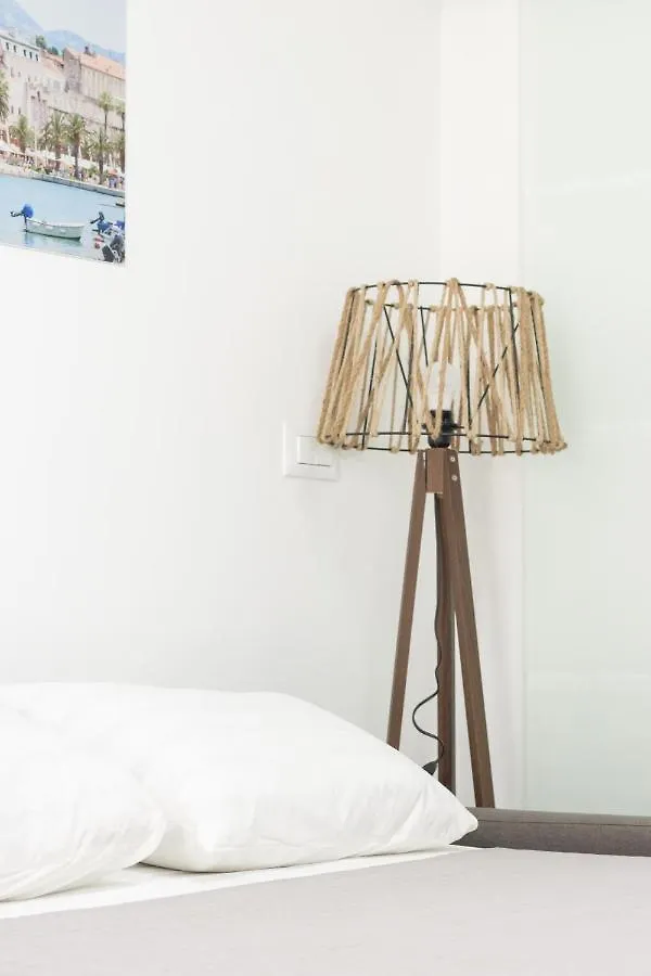 Studio Tina In Centar With Parking Split Croatia